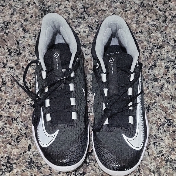 Alpha Huarache Elite 4 Low - Picture 5 of 12